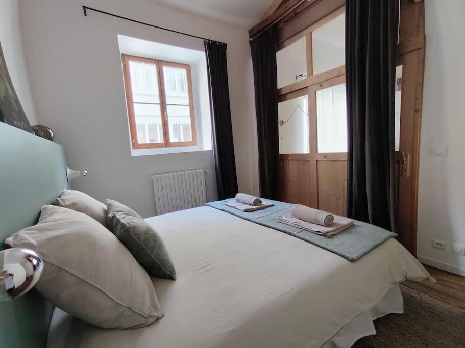 Magnifique Appartement Le Nid Des Thermes Bagneres-de-Bigorre Luaran gambar